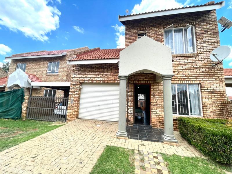 2 Bedroom Property for Sale in Baillie Park North West